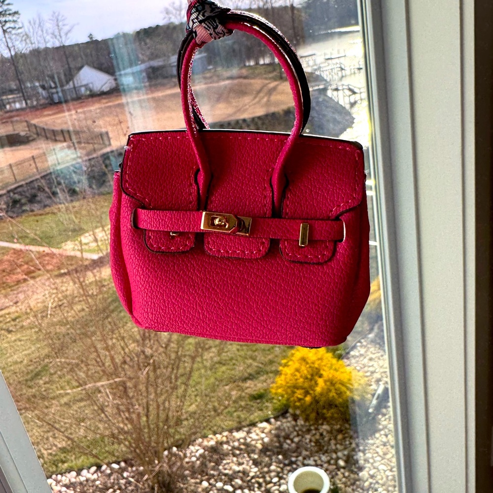 Little cutie pie fashion bags. Super cute